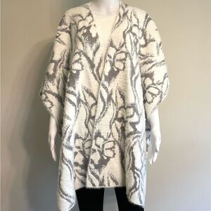 White House Black Market Sweater Ruana~Gray & White~One Size Fits Most~NWOT!